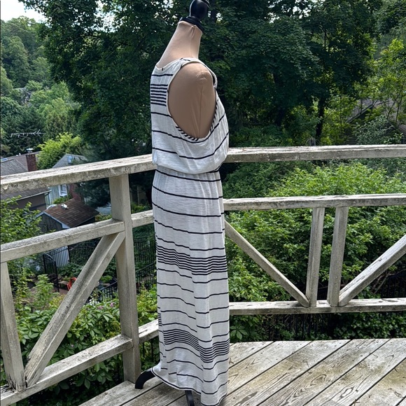 LOFT Beach Cream and Blue Sleeveless Maxi Sundress Size L - Picture 7 of 11